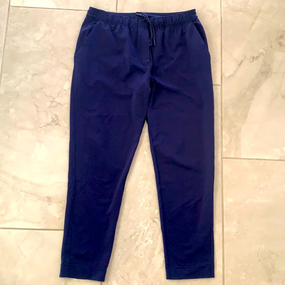Navy blue Lululemon stretch pants - size 8